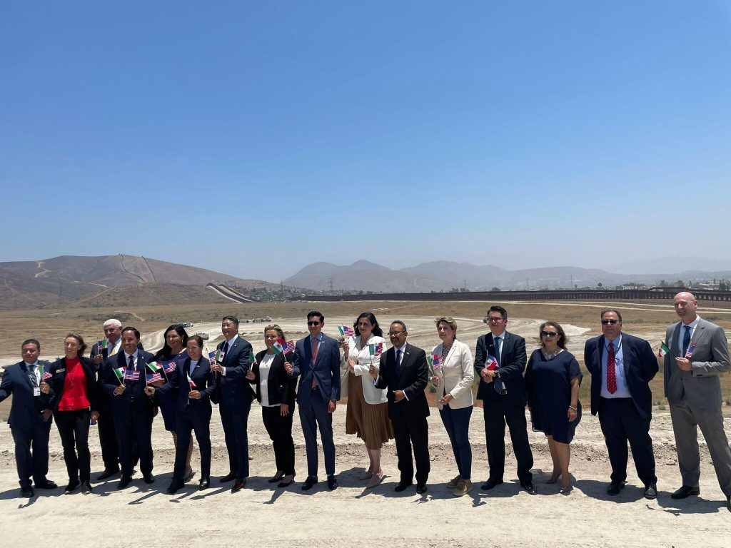 Curce_fronterizo_Mexico_EEUU_alt