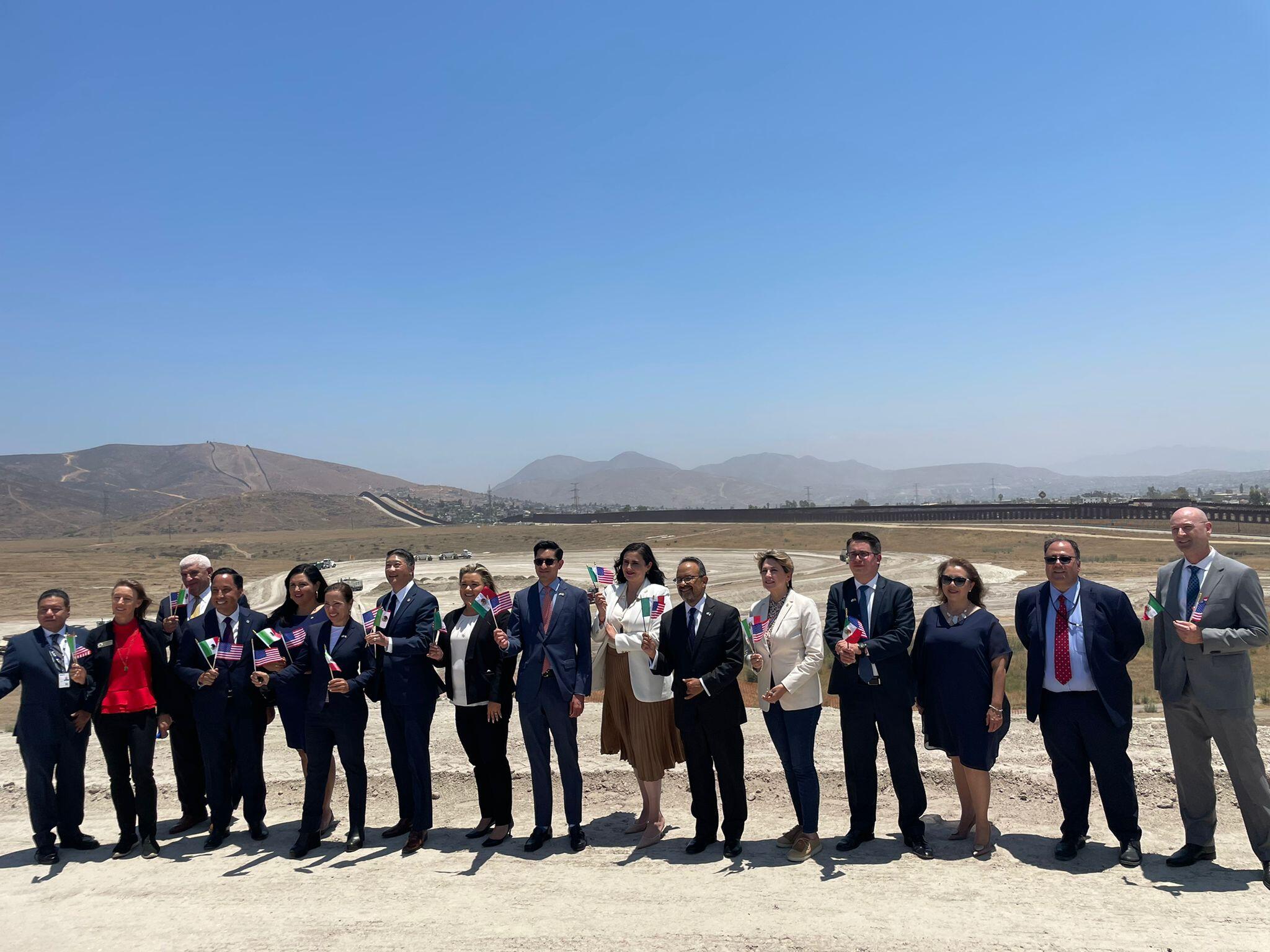 Curce_fronterizo_Mexico_EEUU_alt