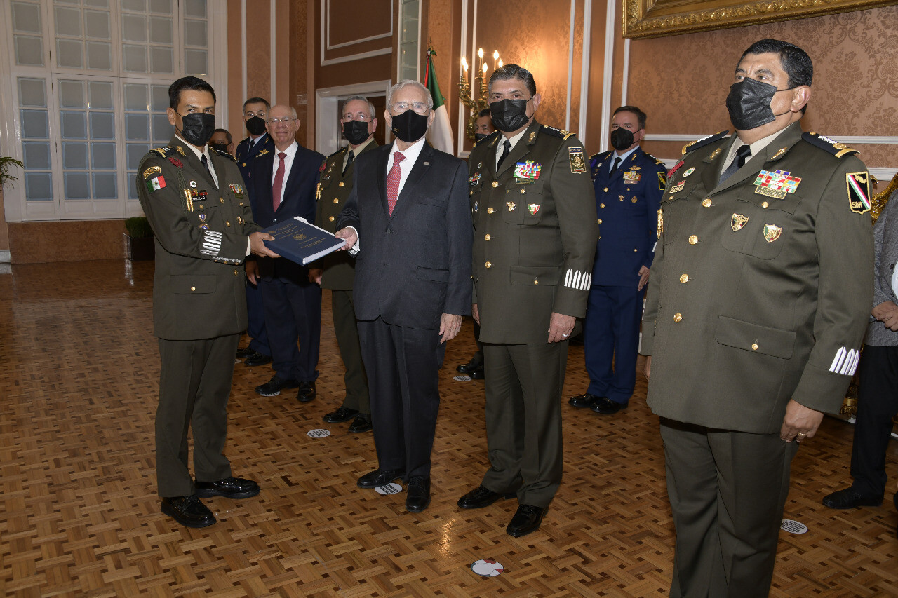 Aeropuerto_Internacional_Felipe_Ángeles_alt