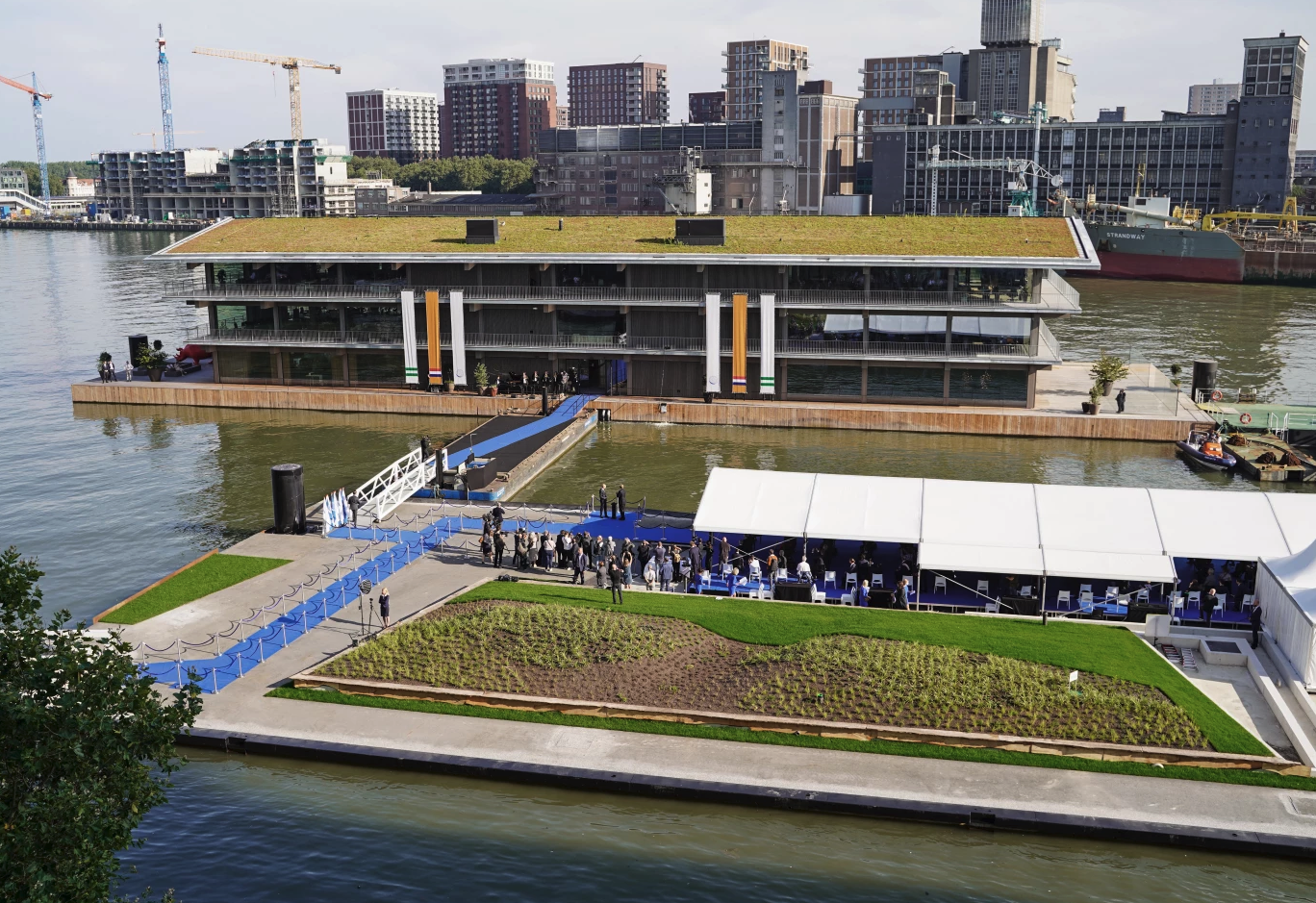 Oficina Flotante de Rotterdam, icónico proyecto en los Países Bajos