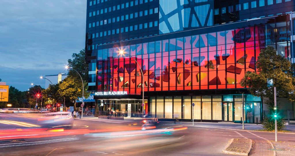 RIU_Hotels_&_Resorts_alt