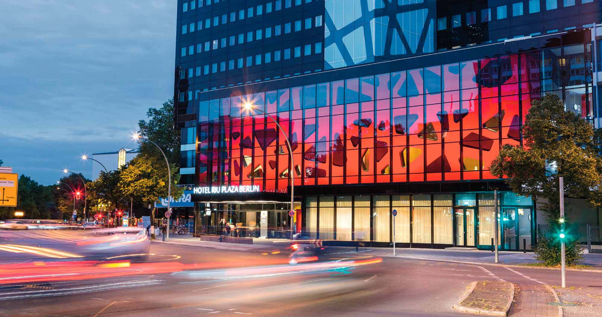 RIU_Hotels_&_Resorts_alt