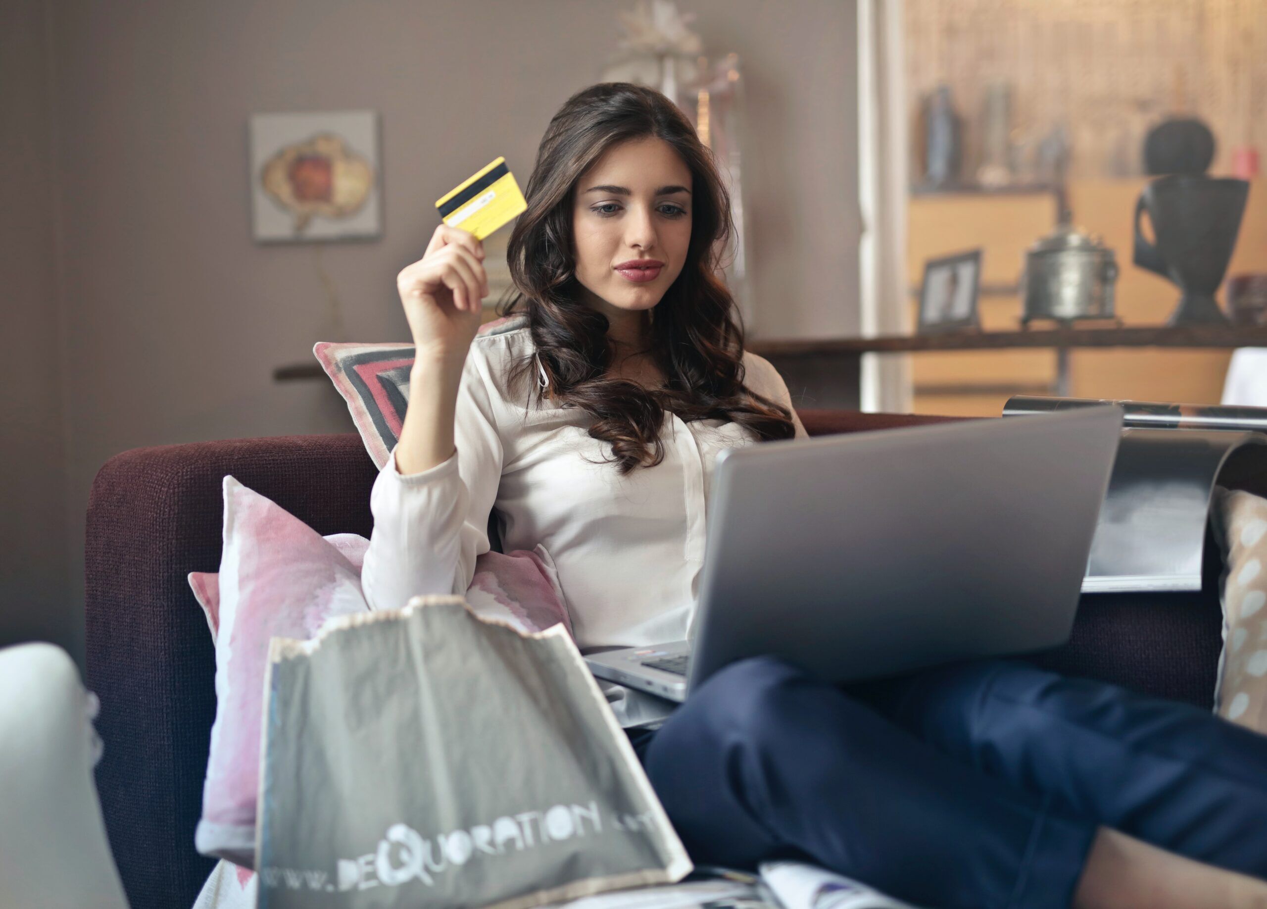 Baby boomers y generación X aumentan su confianza en el e-commerce: Linio