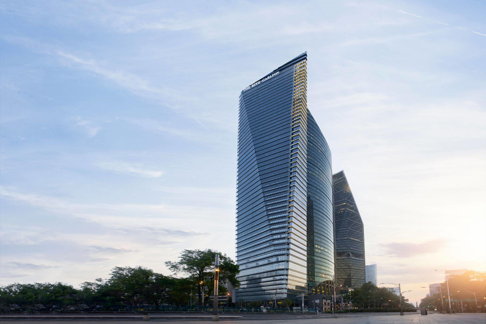 the-ritz-carlton-mexico-city-abre-sus-puertas-en-paseo-de-la-reforma-1-alt