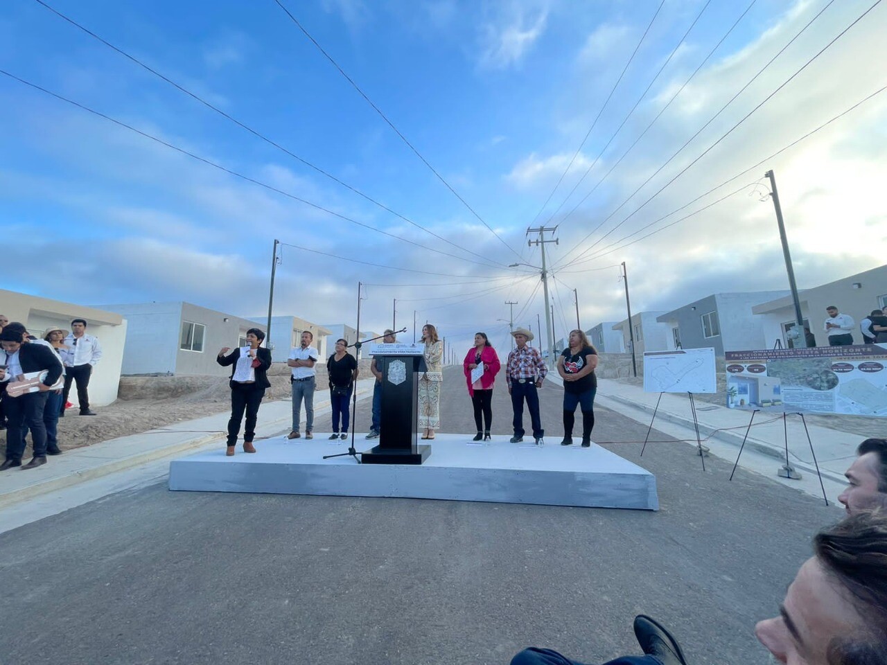 Sedatu entrega viviendas a damnificados por deslizamientos en Tijuana