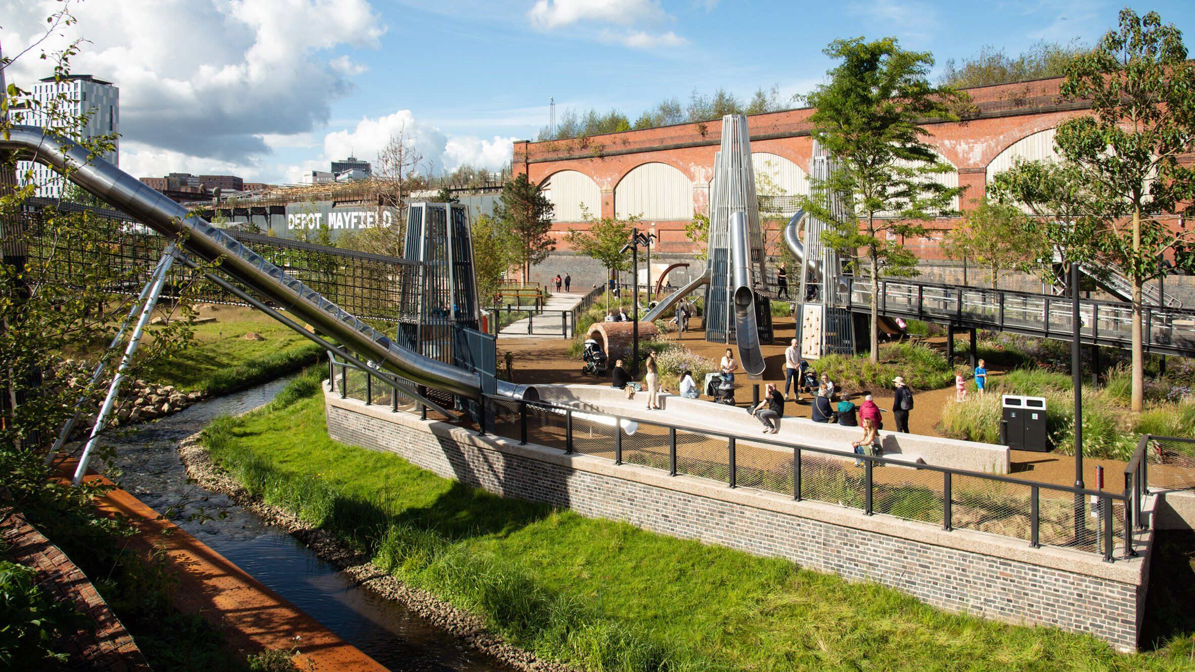 Un nuevo parque central fue construido en la ciudad de Manchester
