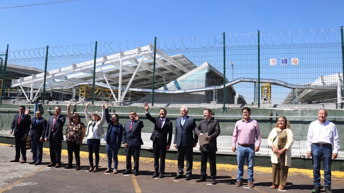 Autoridades visitaron y entregaron las instalaciones a la CFE Foto: @CdeAbastoCDMX