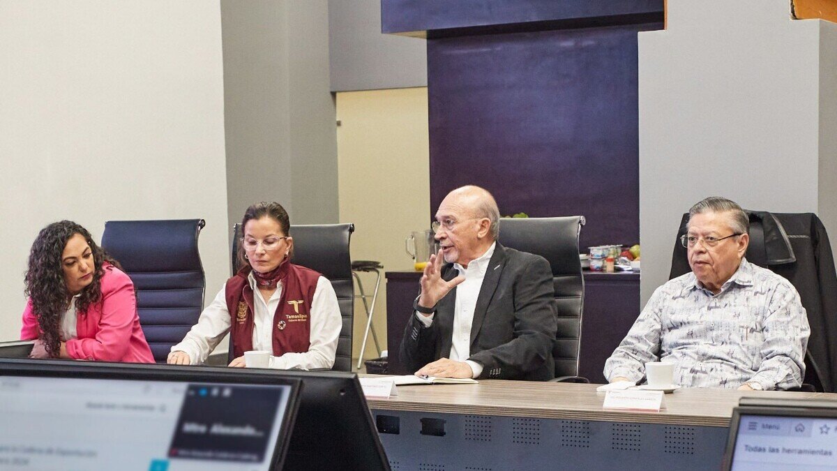 Autoridades y representantes de Index abordaron diversos temas en la reunión Foto: @Dr_AVillarreal