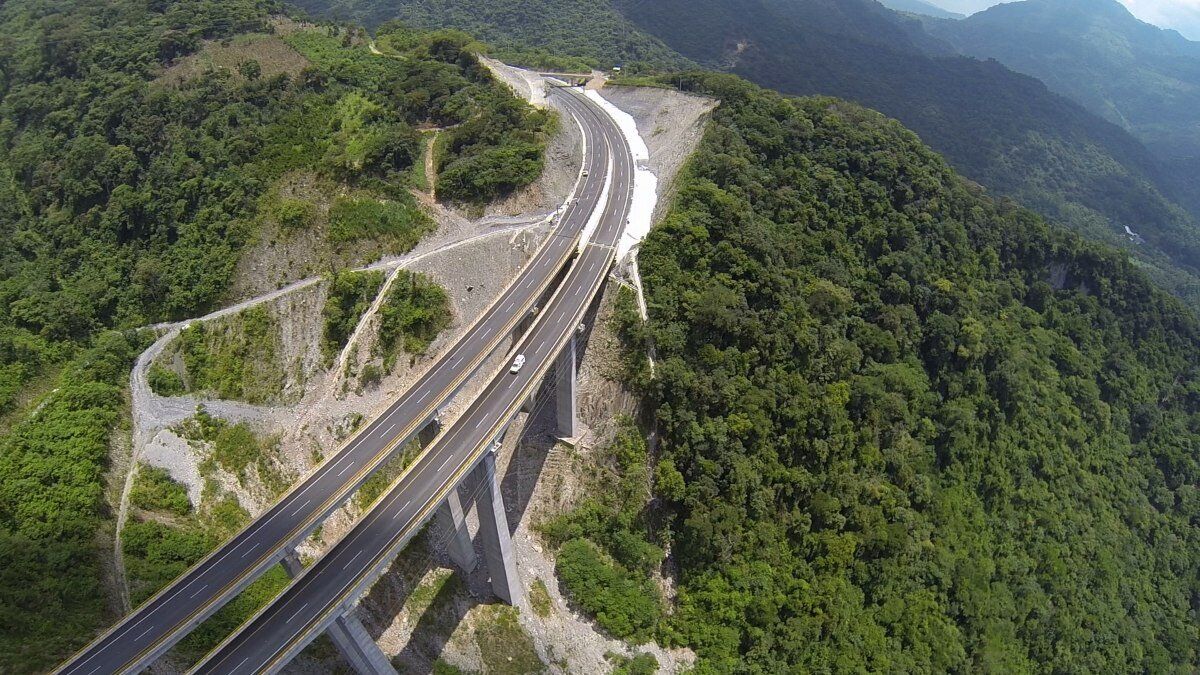 Las organizaciones de la construcción han mostrado su inconformidad ante decisión de AMLO Foto: Archivo