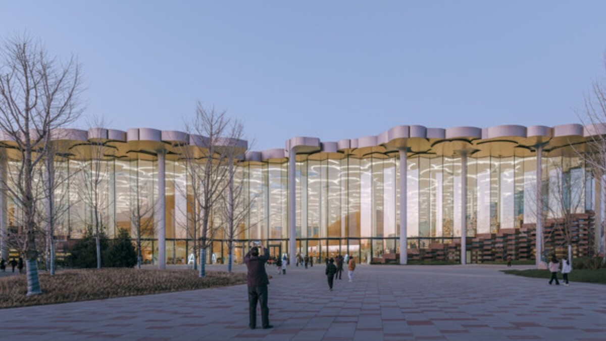 Entrada principal del recinto cultural Foto: archdaily