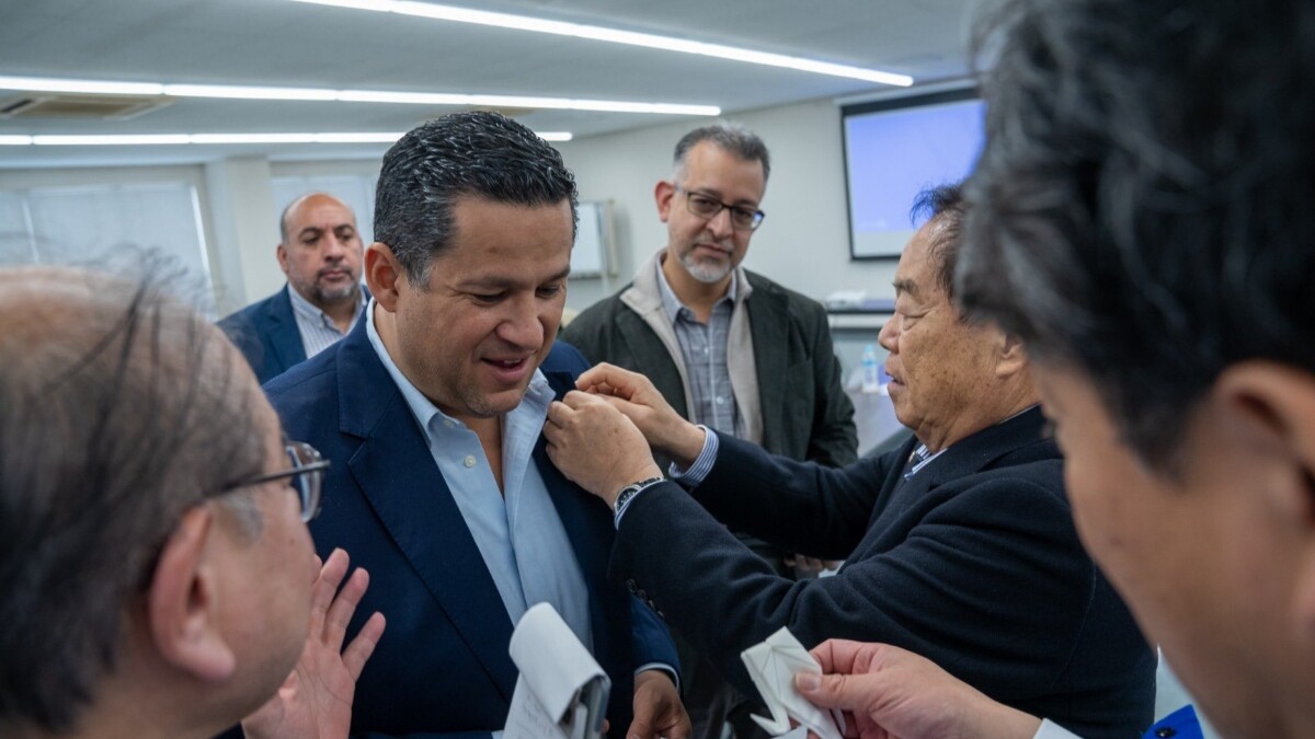 Comitiva estatal de Guanajuato durante reunión con empresarios de Yusei Holdings Foto: @diegosinhue