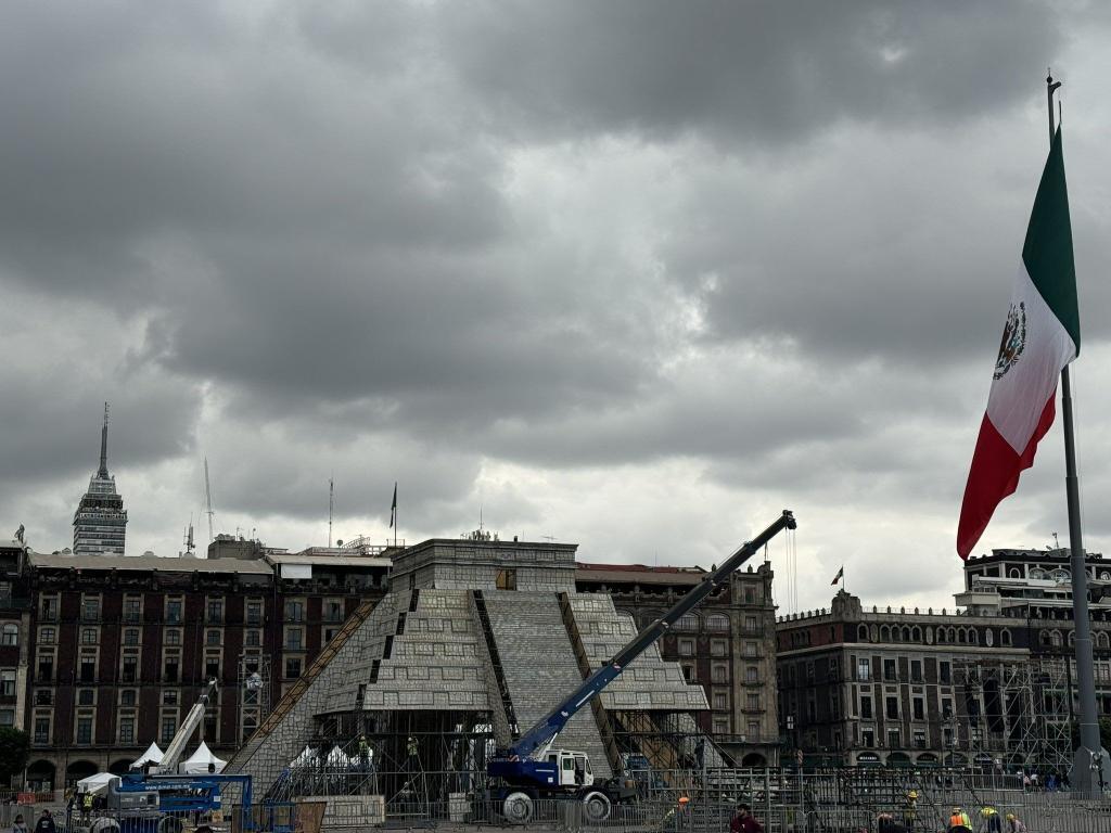 Chichen Itza Zócalo-alt