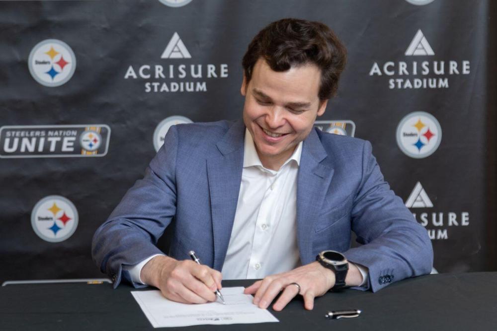 Adrián Sada, director general ejecutivo de Vitro