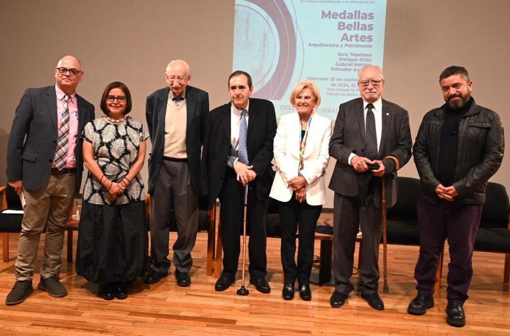 Medalla Bellas Artes-alt