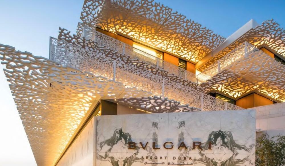 Branded Real Estate Etiquetta