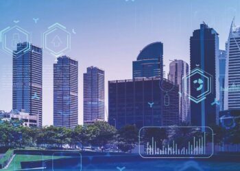 Panorama urbano con exclusivos rascacielos modernos, rodeado de áreas verdes que reflejan un estilo de vida cómodo. Sobre este entorno se superponen gráficos digitales—desde indicadores de datos hasta iconos de conectividad—ilustrando el avance tecnológico y la integración de conceptos smart city en el sector inmobiliario premium. Una oportunidad única para inversores y compradores visionarios interesados en propiedades inteligentes, sostenibles y con proyección de futuro dentro del mercado más exclusivo.