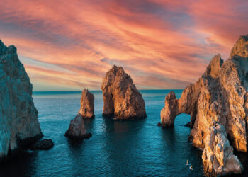 REBS Los Cabos: Innovación y oportunidades en el mercado inmobiliario de lujo