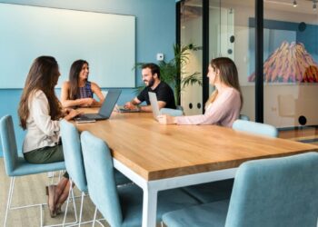 Coworking, reactiva el sector inmobiliario de oficinas en América Latina: WeWork