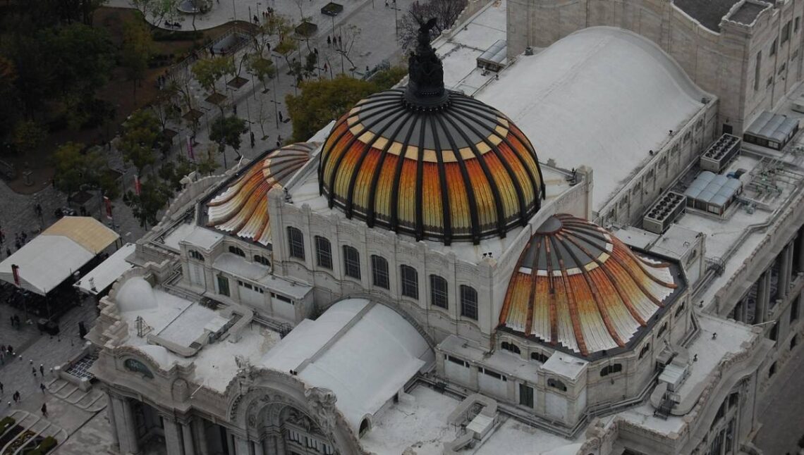 mexicanos-airbnb-alt