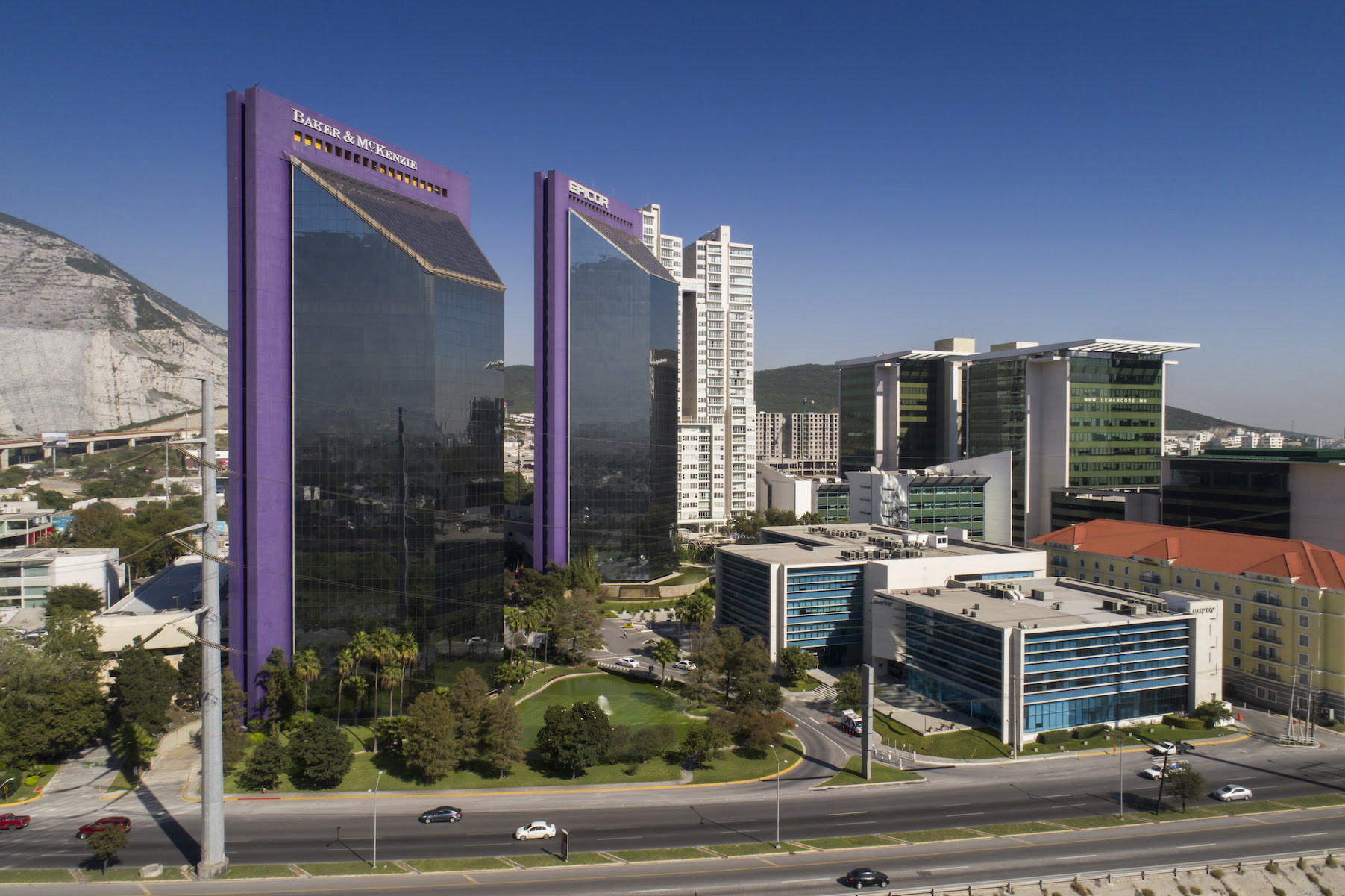 Fibra Mty 3T2025-alt