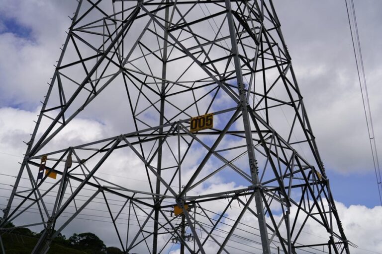 parque-solar-aries--colombia-2