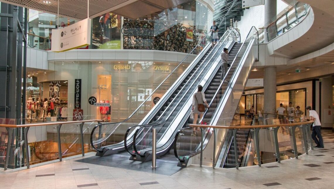 retail-monterrey-centros-comerciales-alt