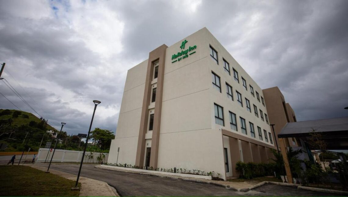 holiday-inn-alt