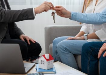 Compradores deberán pagar ISR si el avalúo supera el precio del inmueble: SCJN