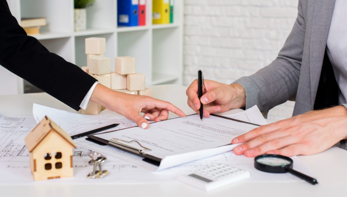 Contrato de promesa vs compraventa de inmueble: diferencias claves para no confundirse