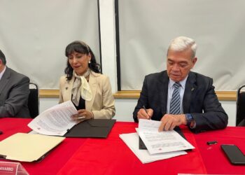 Firma convenio-cicm-alt